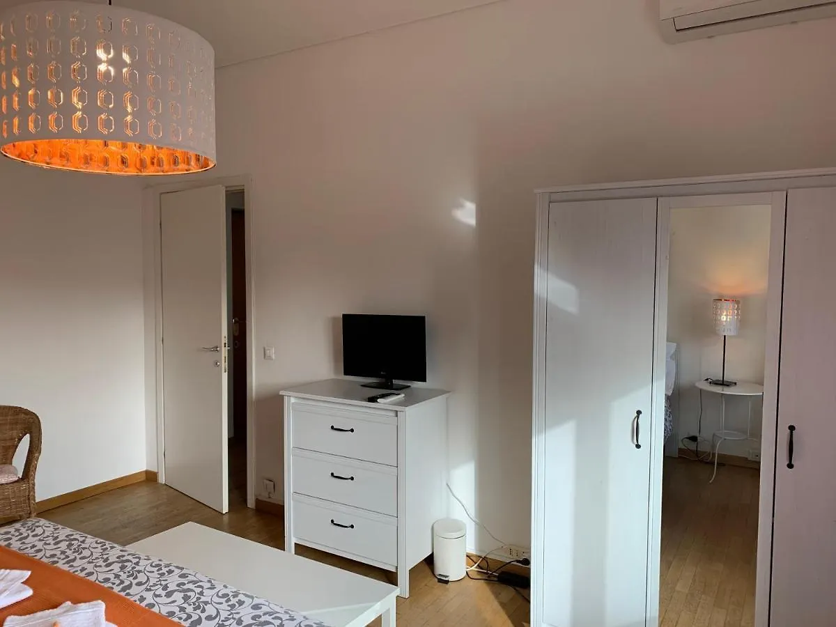 Guest house Milano 71 Home